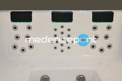 serene-04_medencepont.jpg