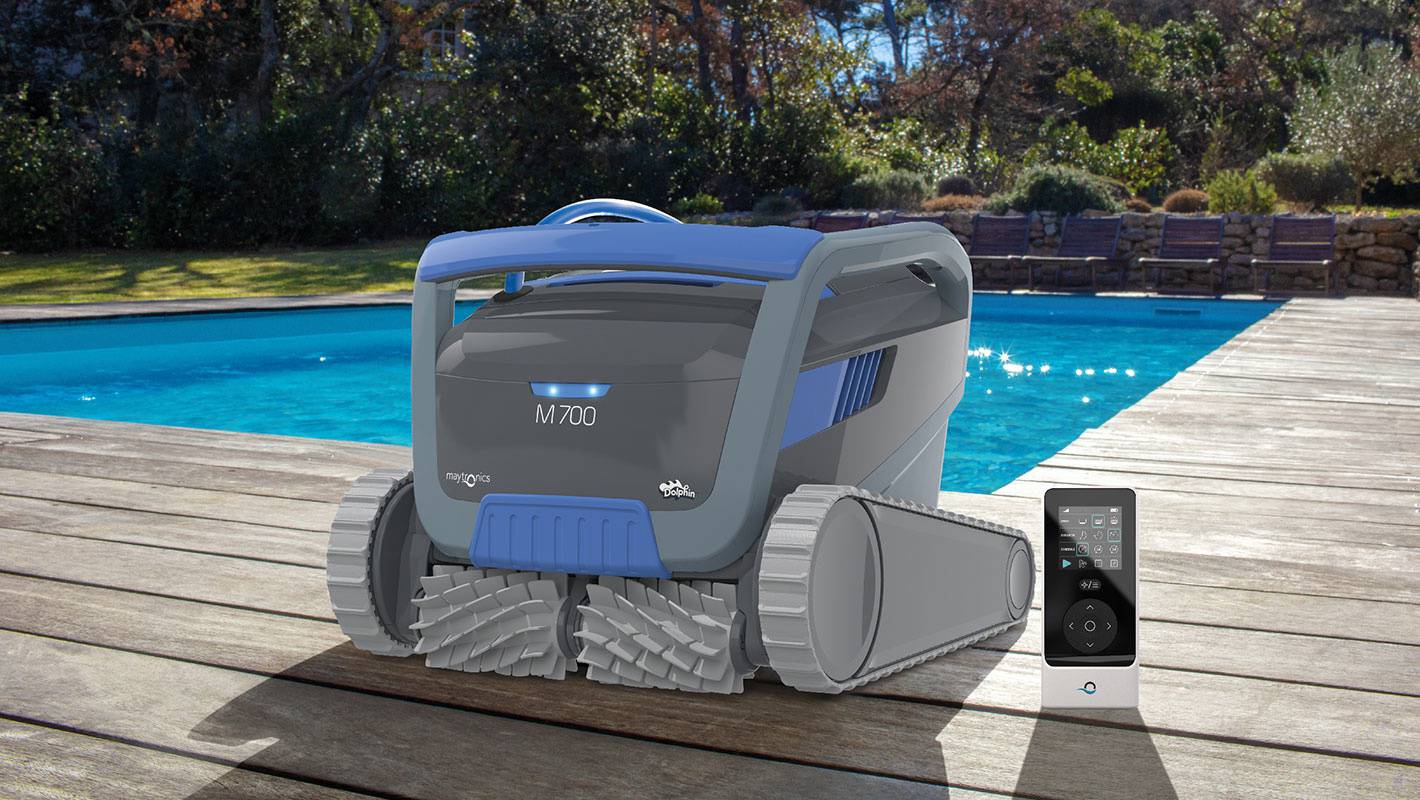 maytronics dolphin dolphin m700 medencepont 3 1