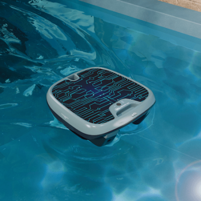 Dolphin Skimmi 300 napelemes automata felszíni medenceporszívó úszás közben